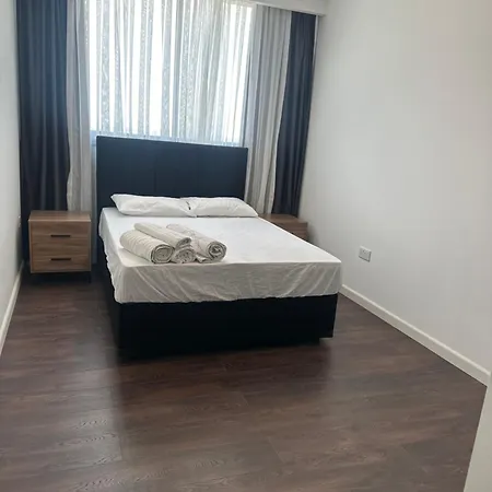 Grand Sapphire & Casino With Sea View Apartament *