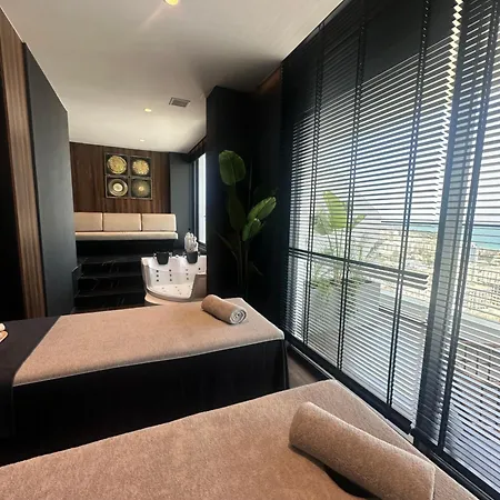 Apartament Grand Sapphire & Casino With Sea View